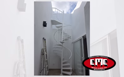 Ventajas de las escaleras metálicas en Lanzarote | Diseño resistente y moderno